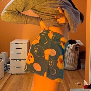 Freakin DUCK SHORTS ?????